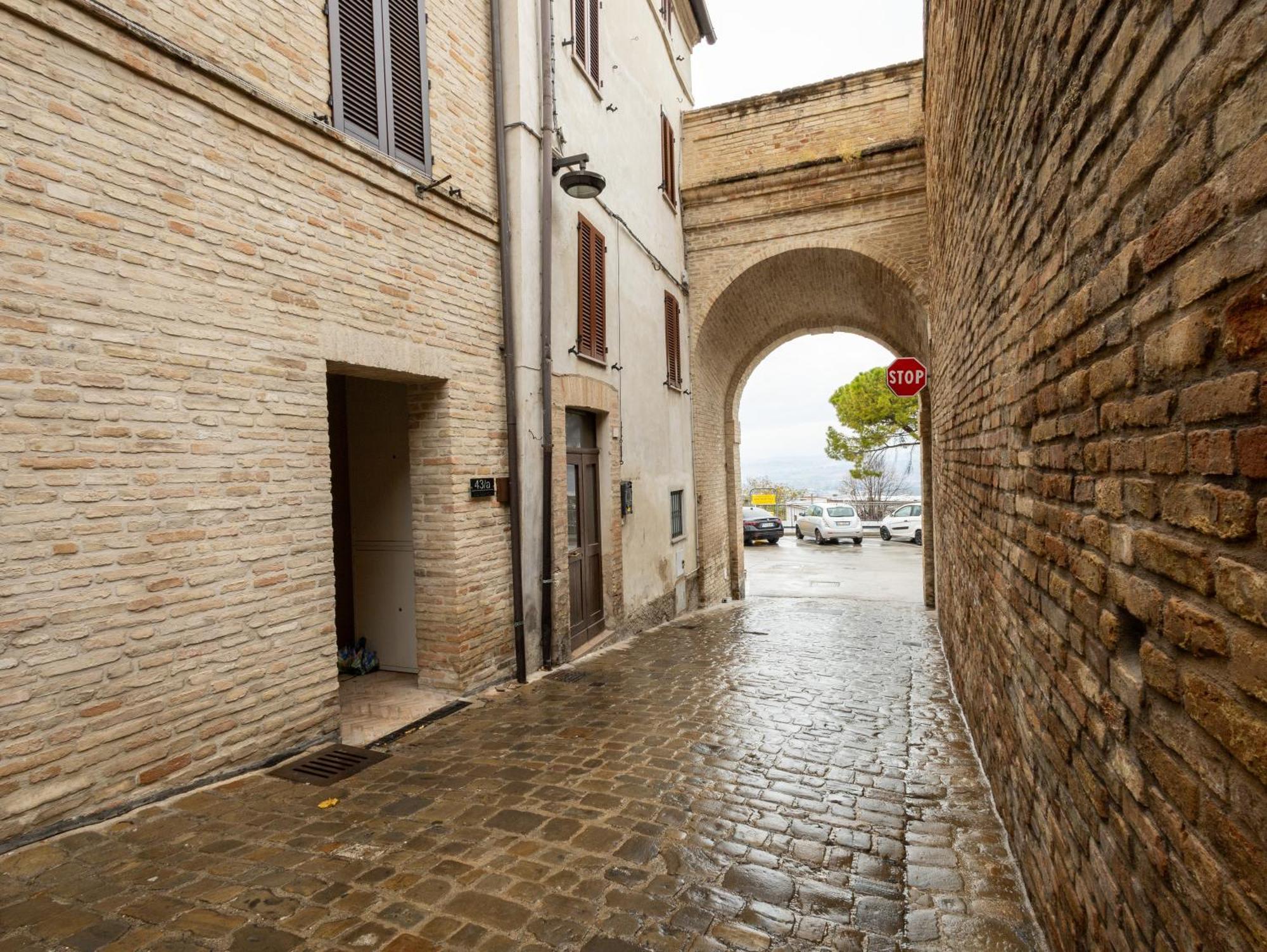 Maison All'Arco Corridonia Buitenkant foto